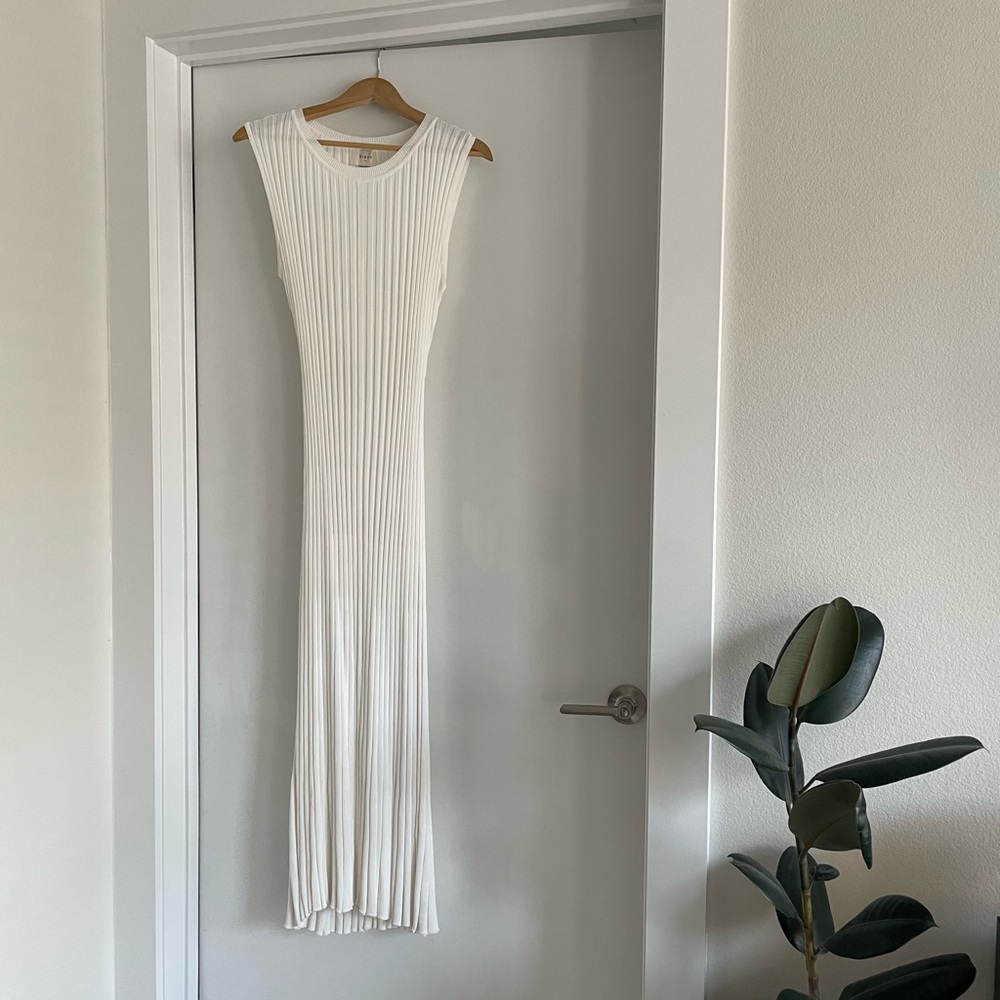 DISSH ADA OFF WHITE SLEEVELESS MIDI DRESS